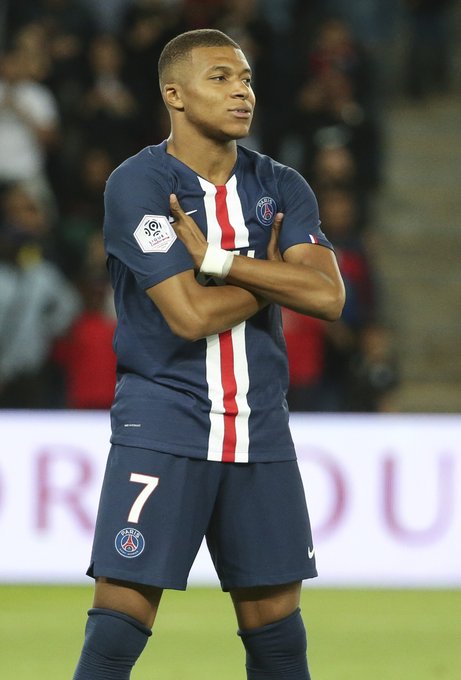 芝加哥小熊队莱斯特达成职业生涯第 2000 次三振